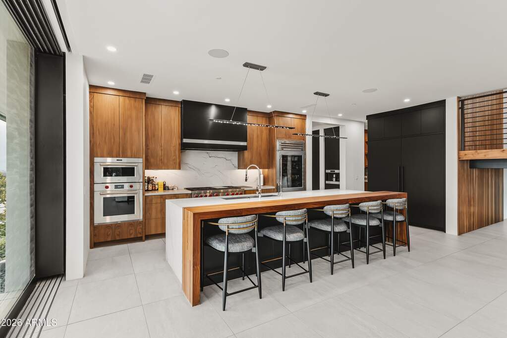 4 Bedroom Single Family Home/House's Image 11