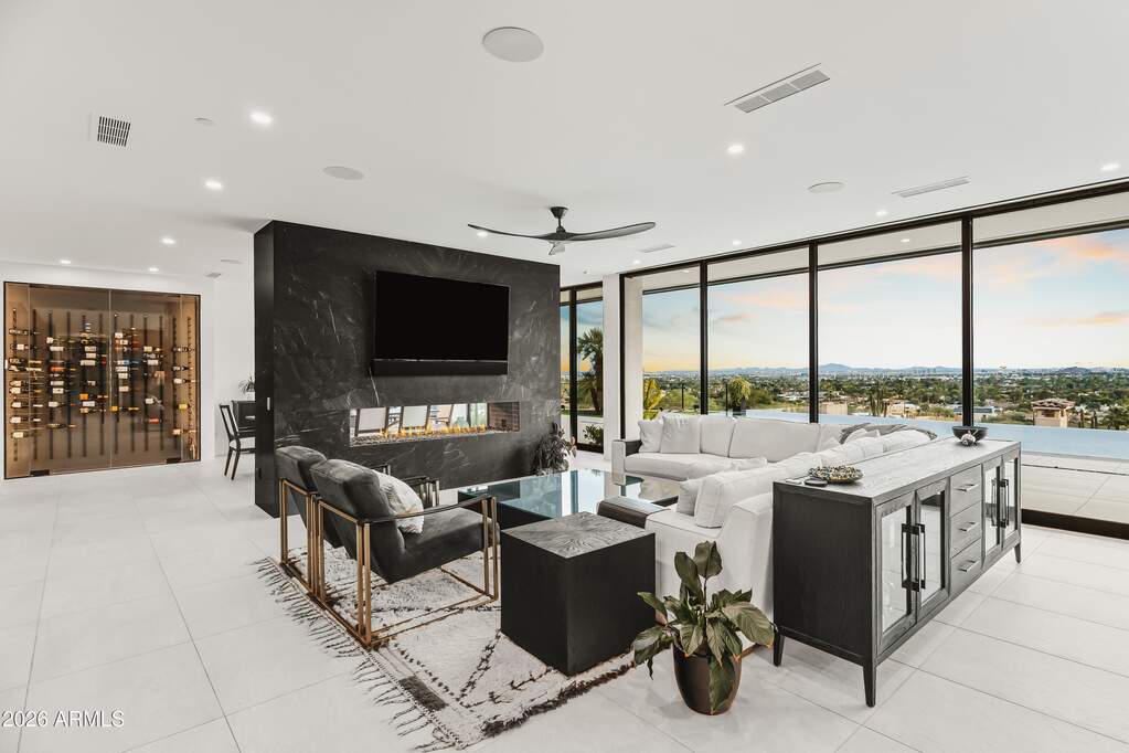 4 Bedroom Single Family Home/House's Image 15