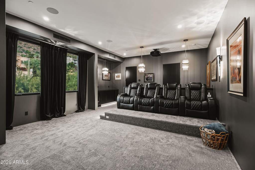 4 Bedroom Single Family Home/House's Image 25