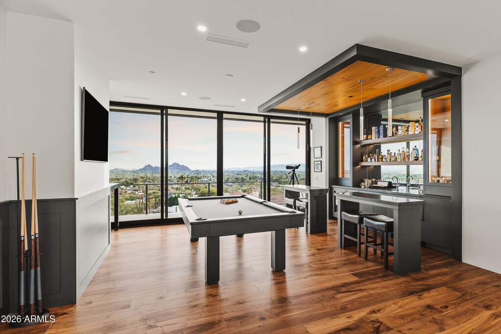 4 Bedroom Single Family Home/House's Image 26