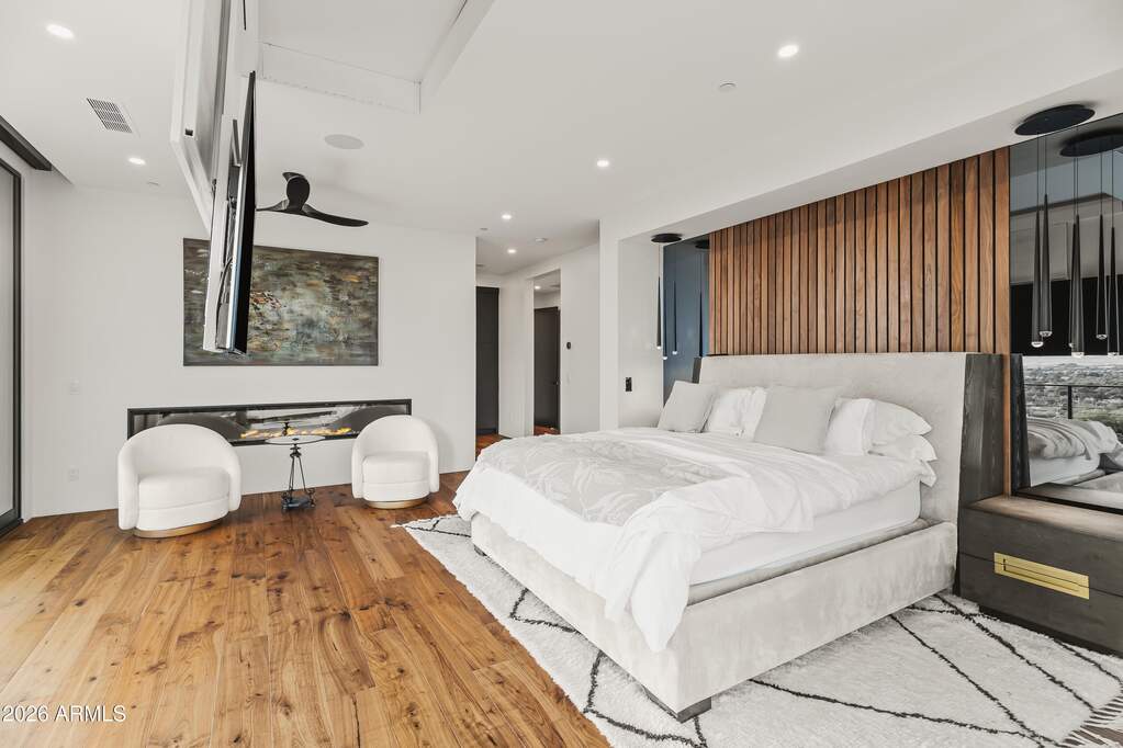 4 Bedroom Single Family Home/House's Image 32
