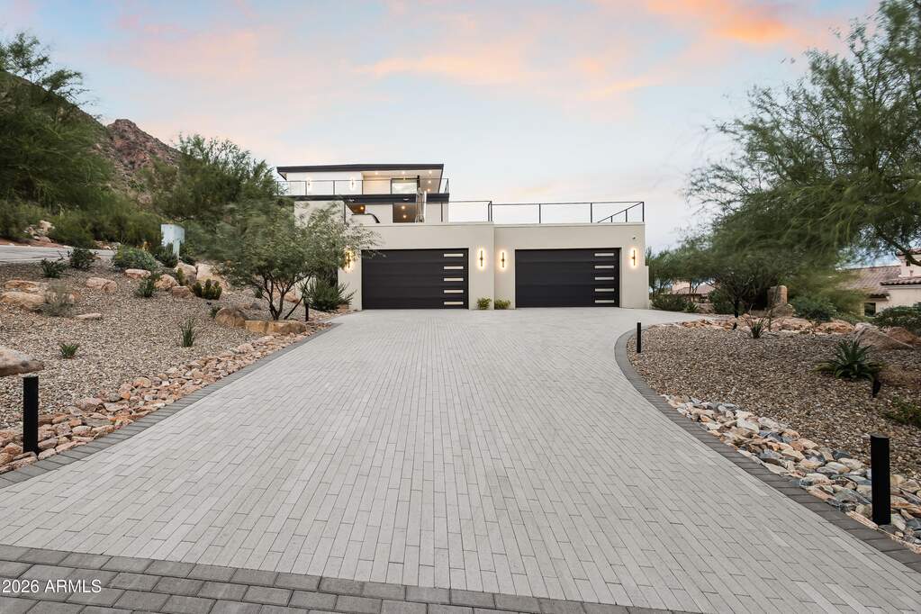 4 Bedroom Single Family Home/House's Image 47