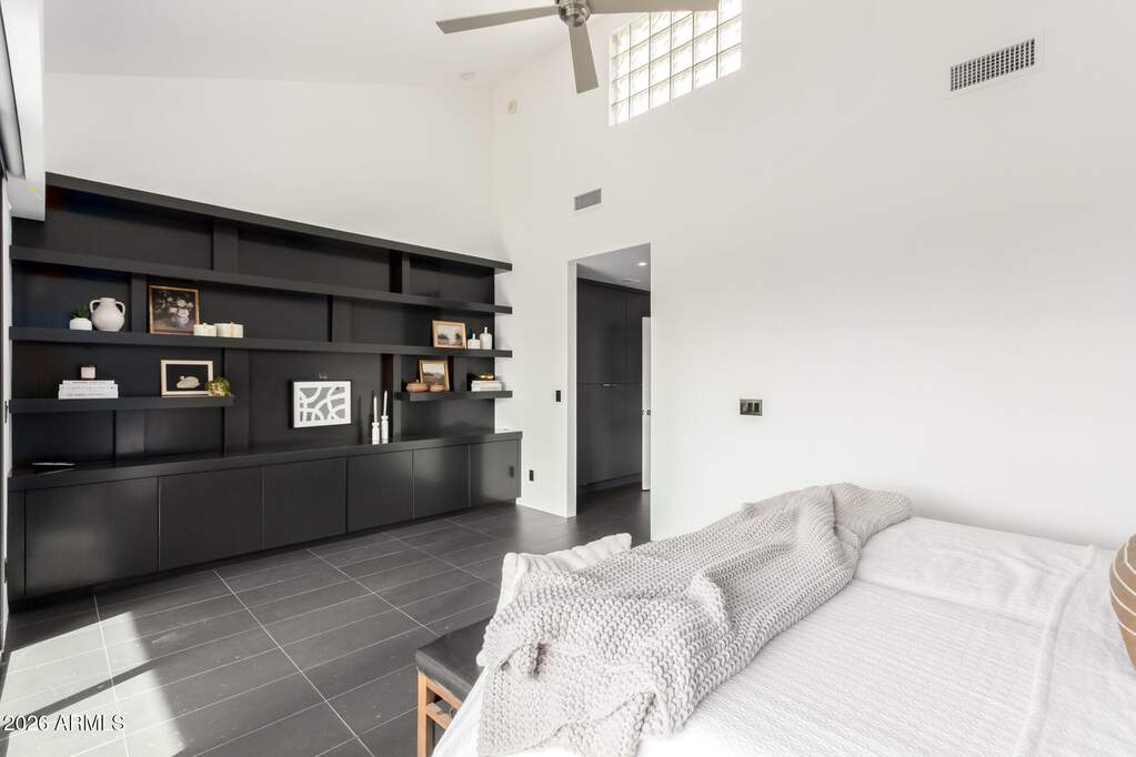 2 Bedroom Villa/Townhouse's Image 15