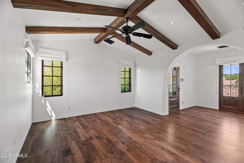 5 Bedroom Single Family Home/House's Image 20