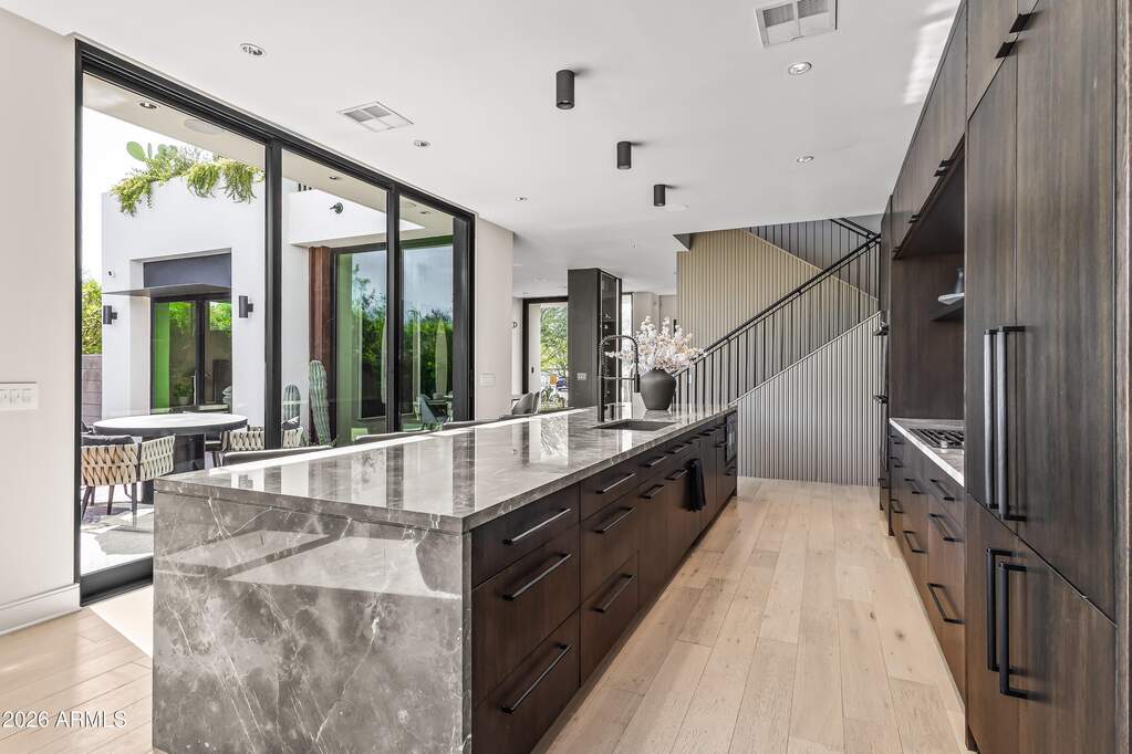 4 Bedroom Single Family Home/House's Image 8
