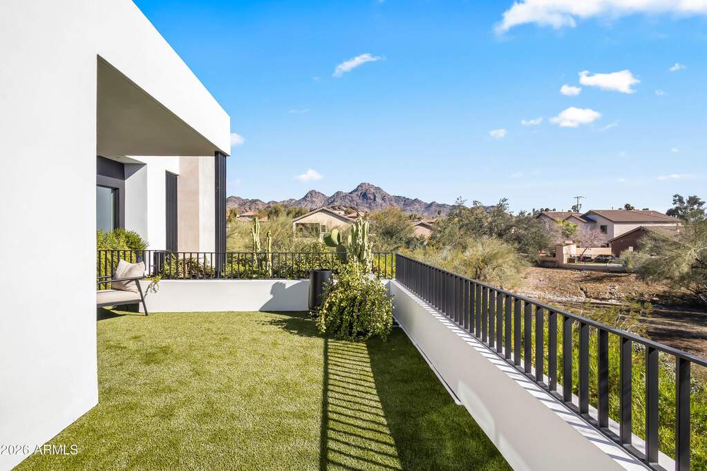 4 Bedroom Single Family Home/House's Image 25