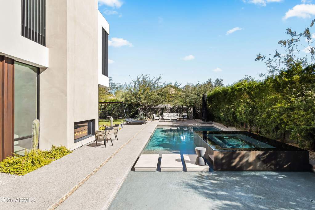4 Bedroom Single Family Home/House's Image 26