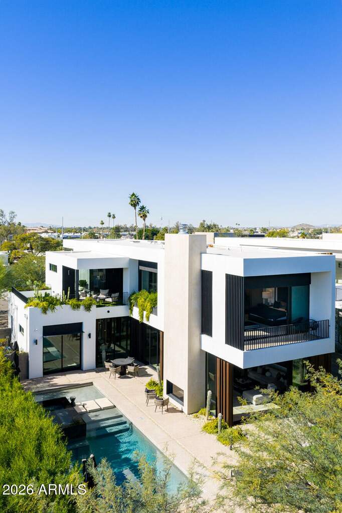 4 Bedroom Single Family Home/House's Image 33