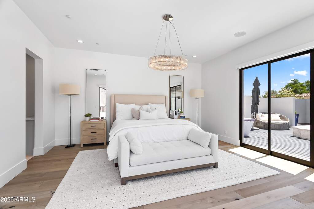 5 Bedroom Single Family Home/House's Image 18