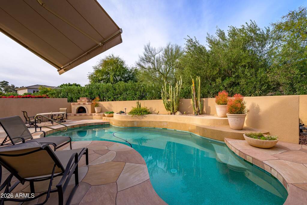 2 Bedroom Single Family Home/House's Image 10