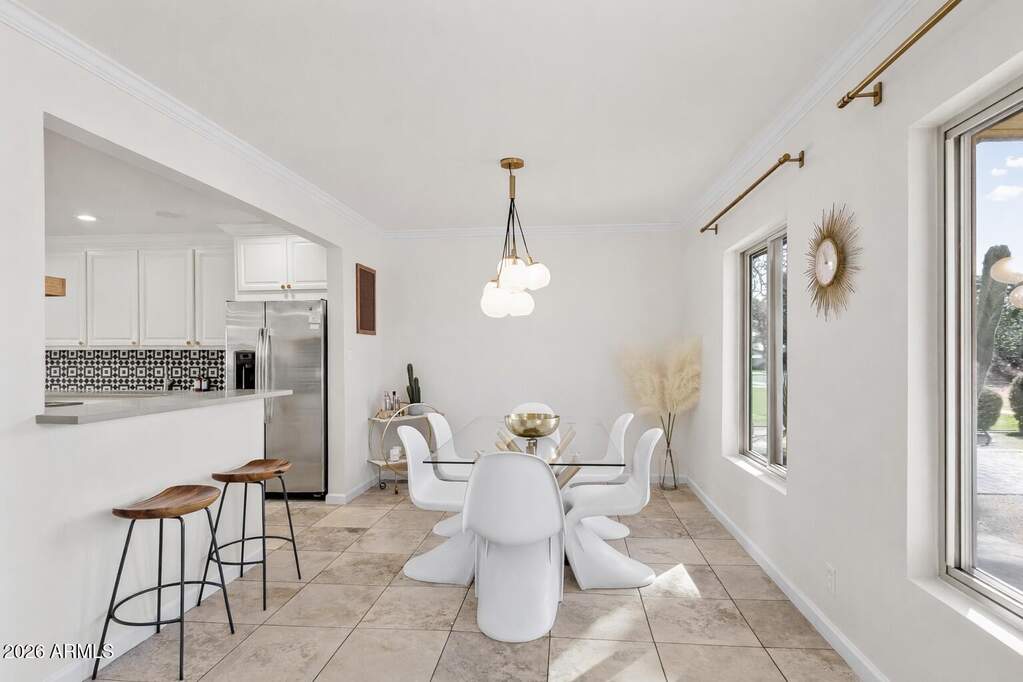 4 Bedroom Single Family Home/House's Image 3