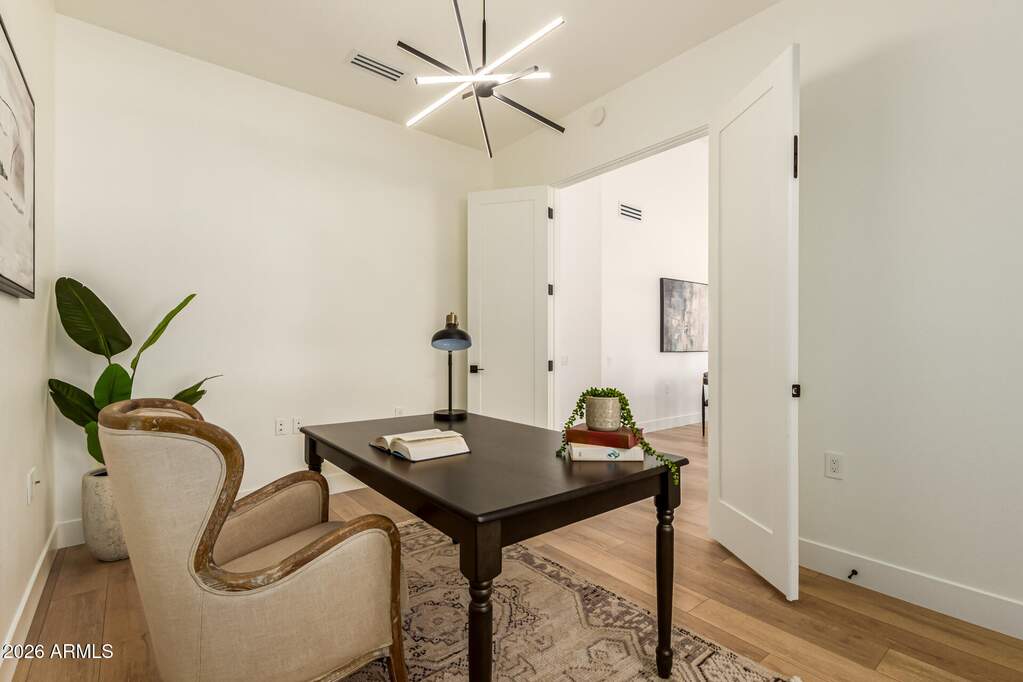 3 Bedroom Single Family Home/House's Image 7