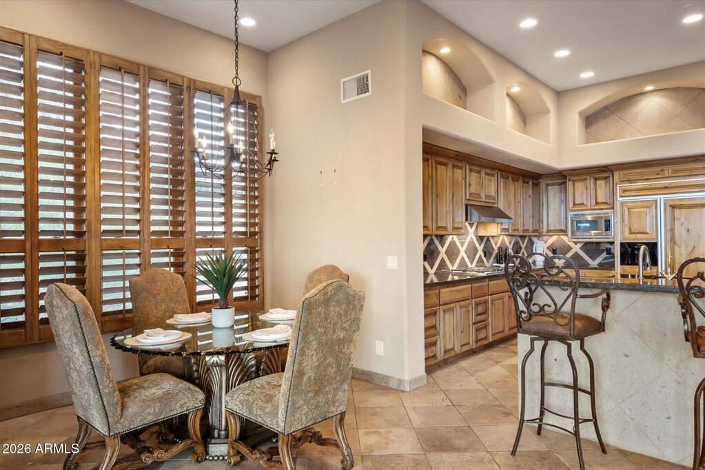 4 Bedroom Single Family Home/House's Image 15