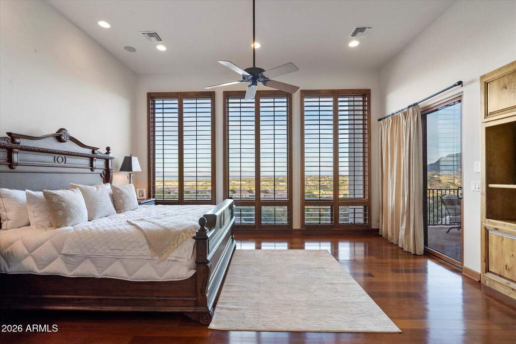 4 Bedroom Single Family Home/House's Image 20