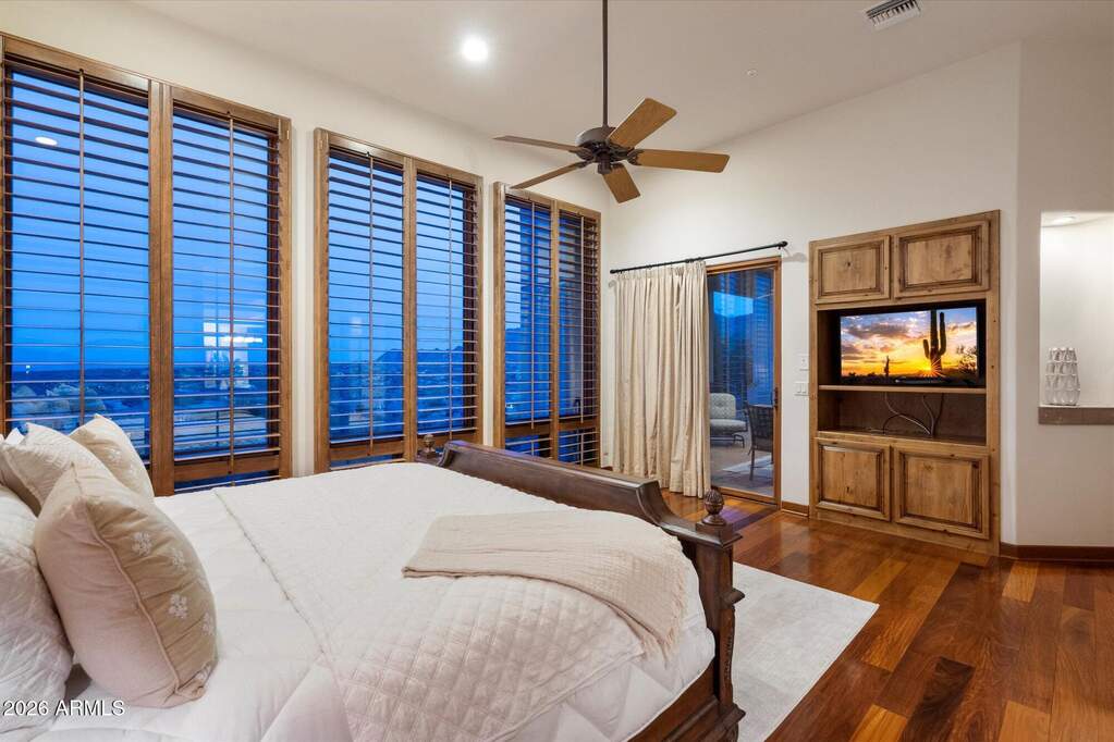 4 Bedroom Single Family Home/House's Image 23