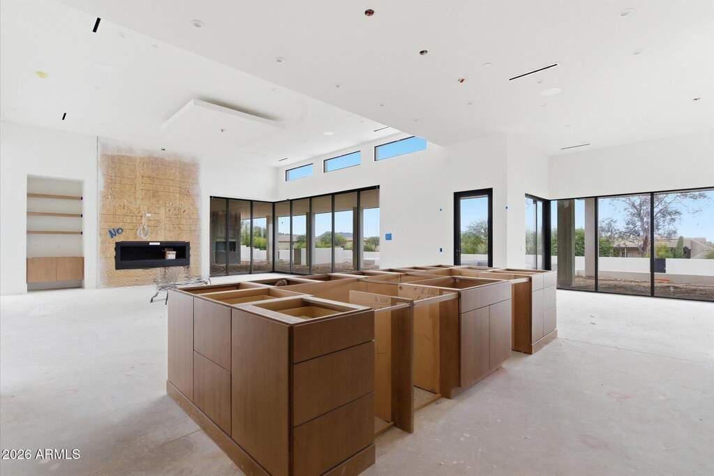 5 Bedroom Single Family Home/House's Image 16