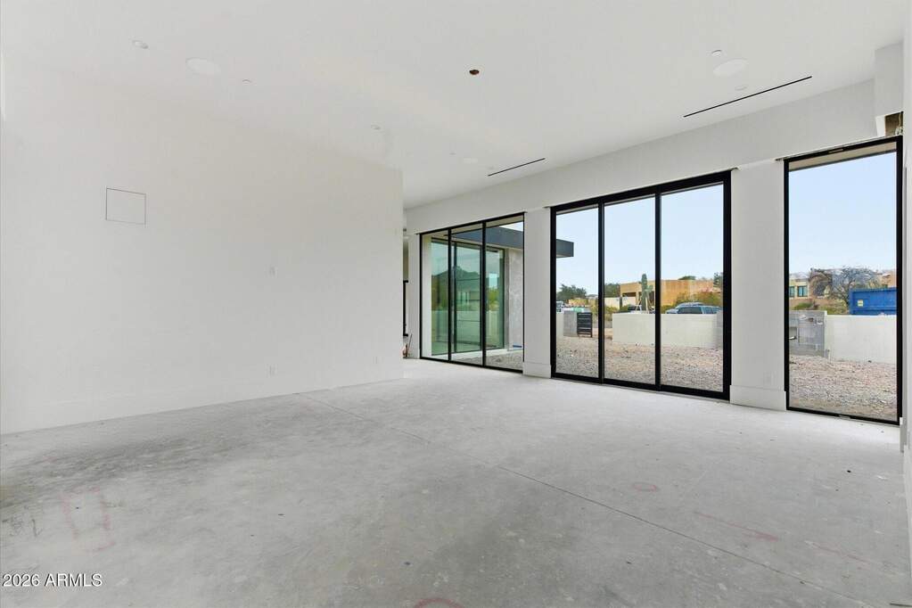 5 Bedroom Single Family Home/House's Image 20