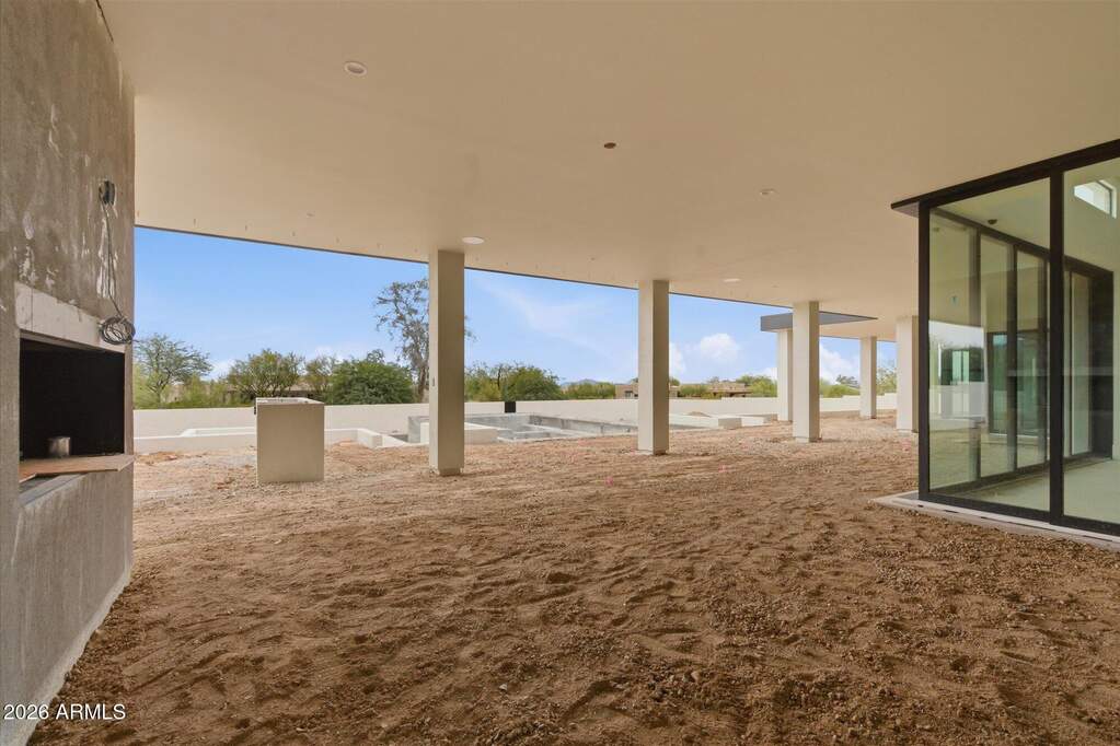 5 Bedroom Single Family Home/House's Image 42