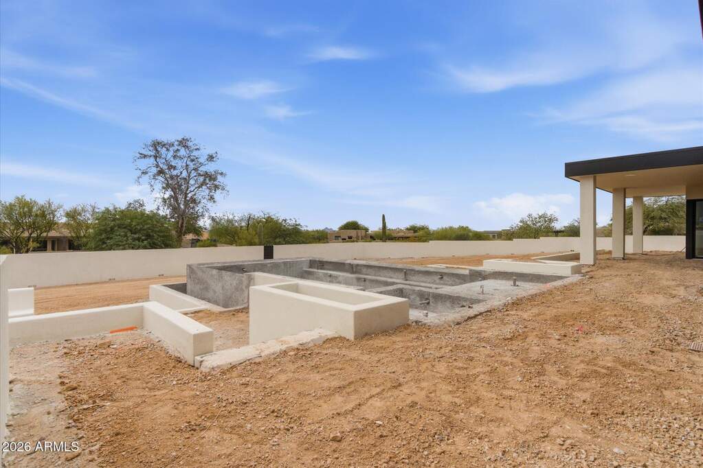 5 Bedroom Single Family Home/House's Image 43