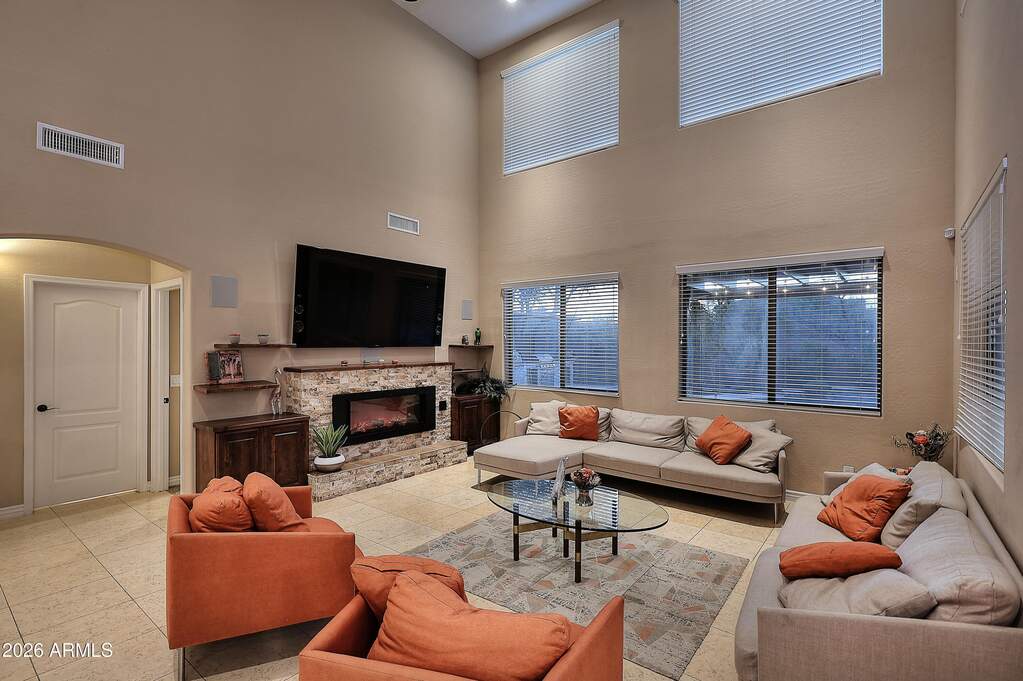 5 Bedroom Single Family Home/House's Image 17