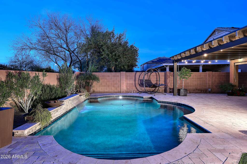 5 Bedroom Single Family Home/House's Image 29