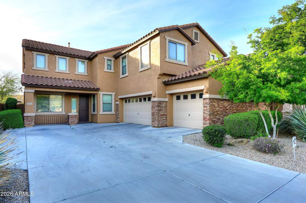 5 Bedroom Single Family Home/House's Image 69