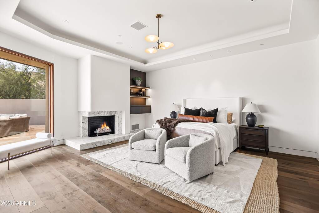 5 Bedroom Single Family Home/House's Image 16