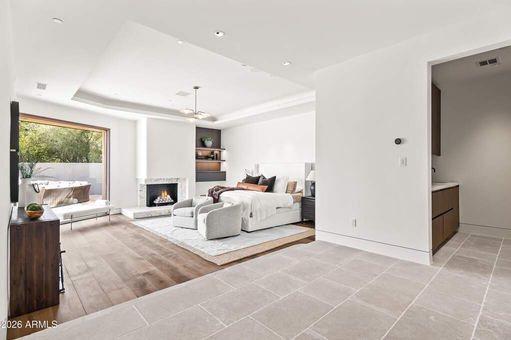 5 Bedroom Single Family Home/House's Image 17