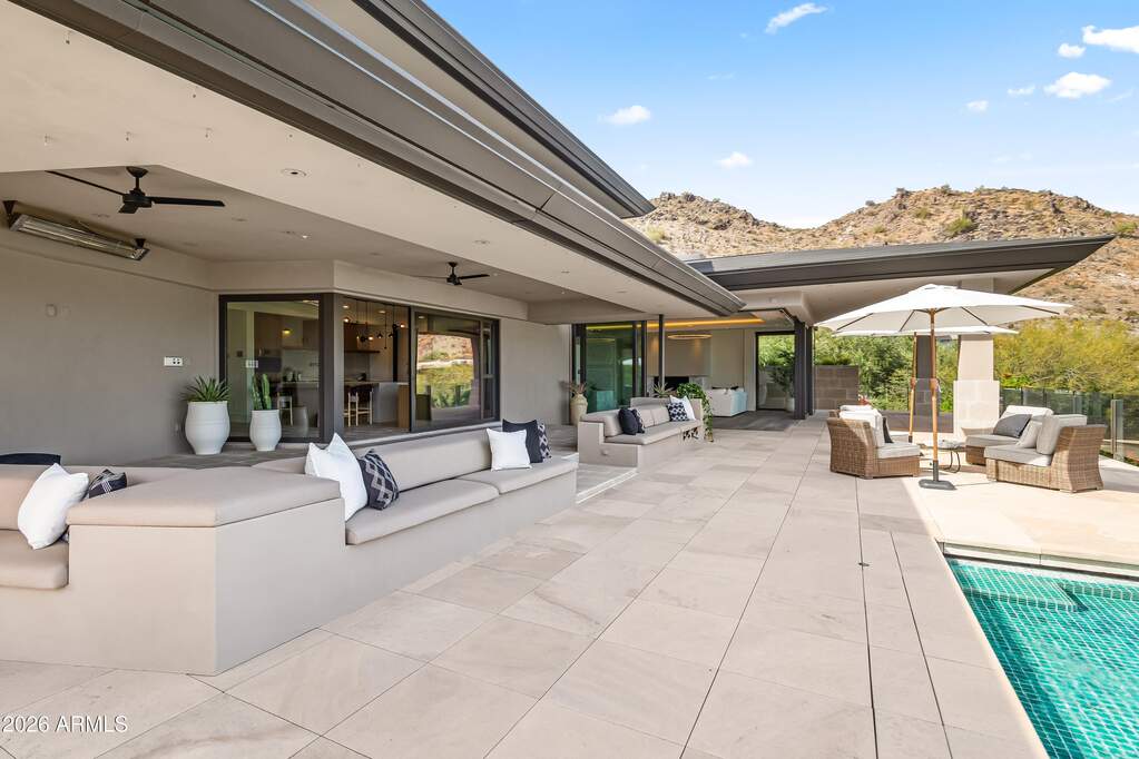 5 Bedroom Single Family Home/House's Image 48