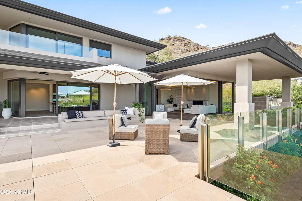 5 Bedroom Single Family Home/House's Image 50