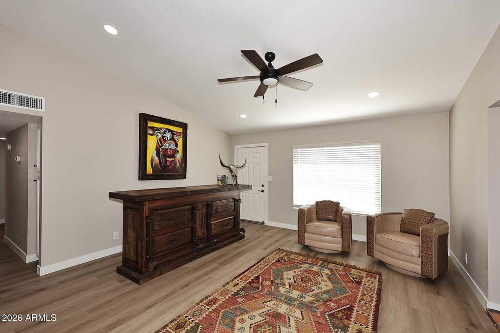 5 Bedroom Single Family Home/House's Image 37