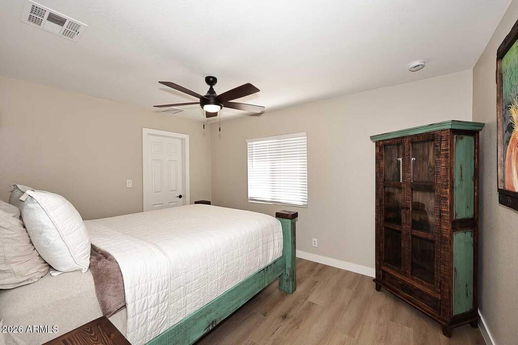 5 Bedroom Single Family Home/House's Image 46