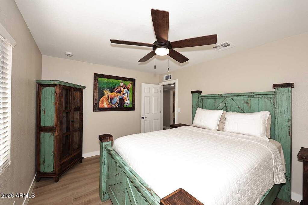 5 Bedroom Single Family Home/House's Image 47