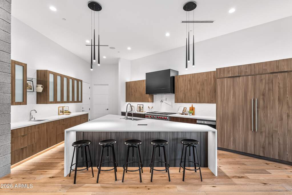 4 Bedroom Single Family Home/House's Image 9