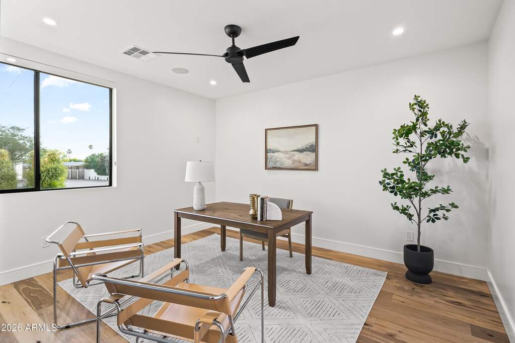 4 Bedroom Single Family Home/House's Image 16