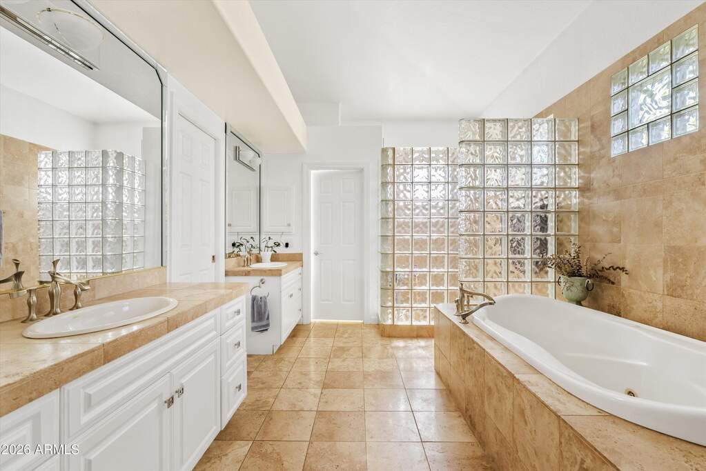 4 Bedroom Single Family Home/House's Image 20
