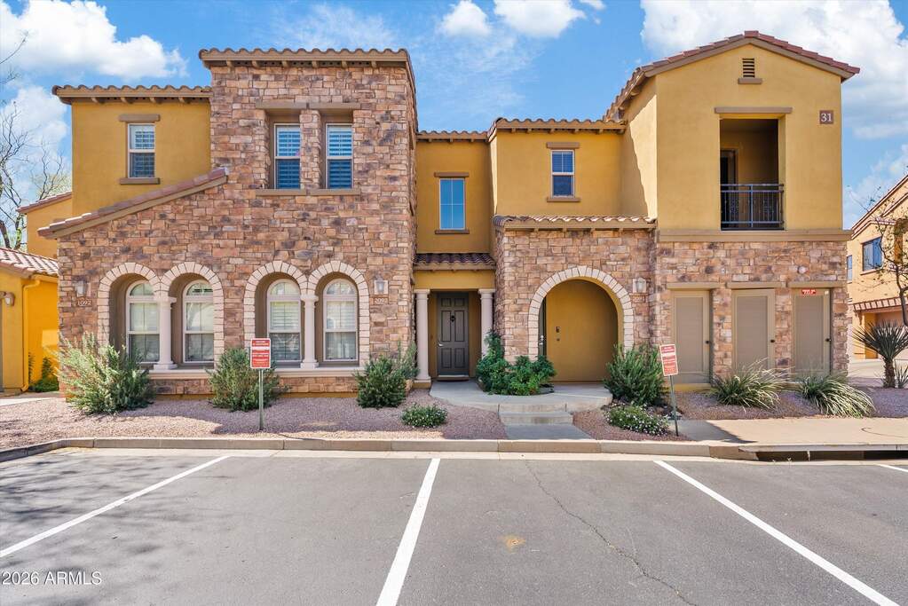 3 Bedroom Villa/Townhouse's Image 29
