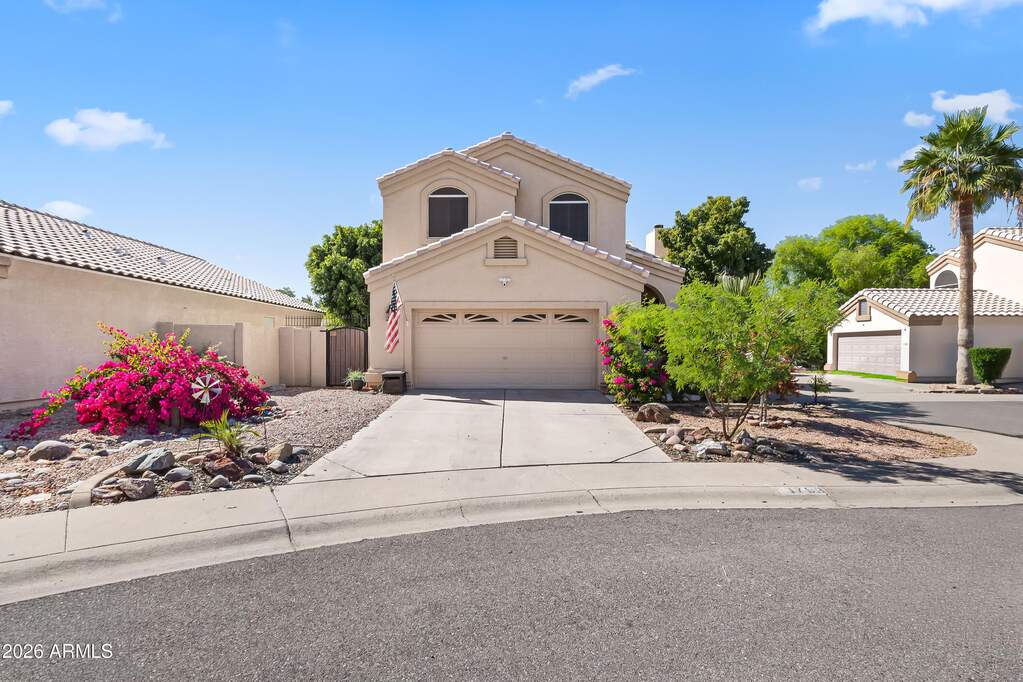 4 Bedroom Single Family Home/House's Image 7