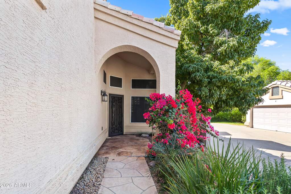 4 Bedroom Single Family Home/House's Image 9