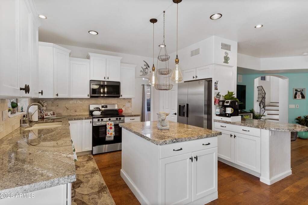 4 Bedroom Single Family Home/House's Image 15