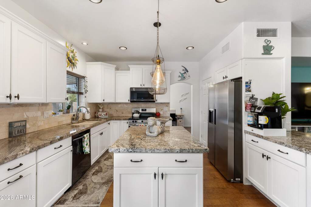 4 Bedroom Single Family Home/House's Image 17