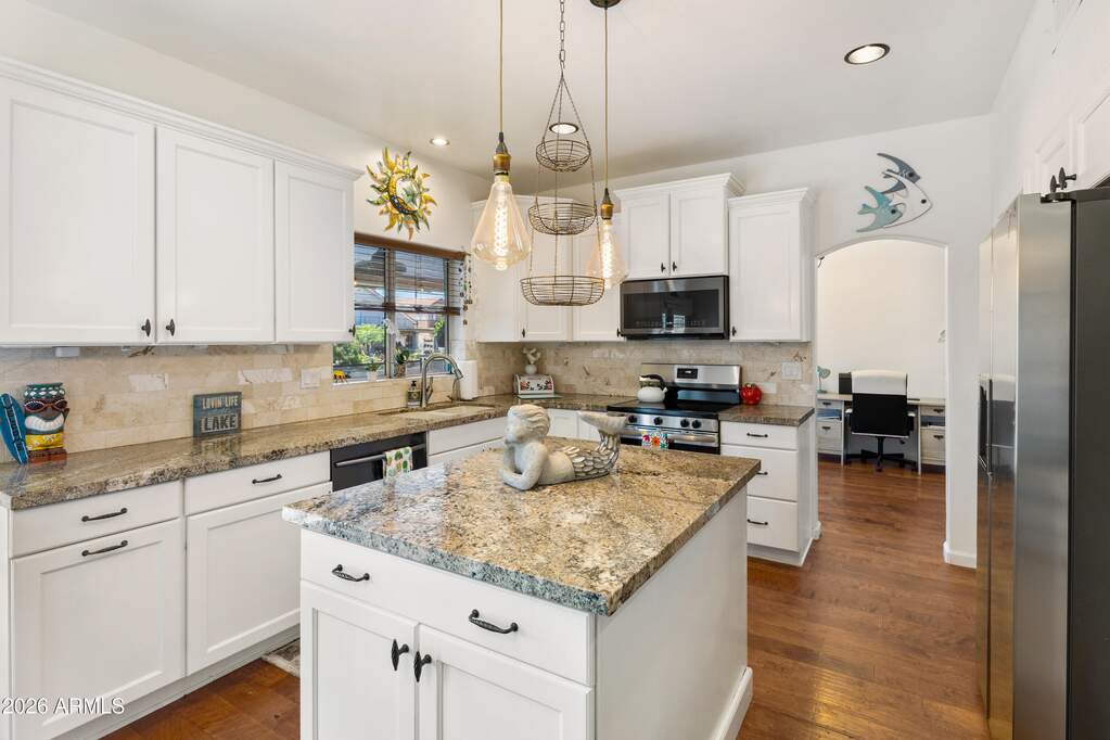 4 Bedroom Single Family Home/House's Image 18