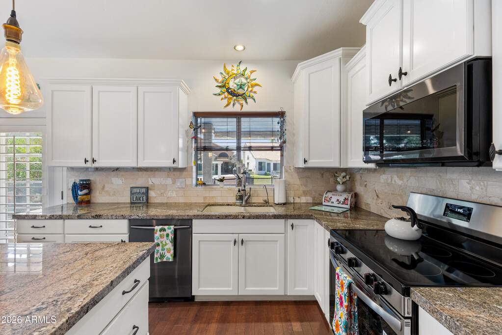 4 Bedroom Single Family Home/House's Image 20