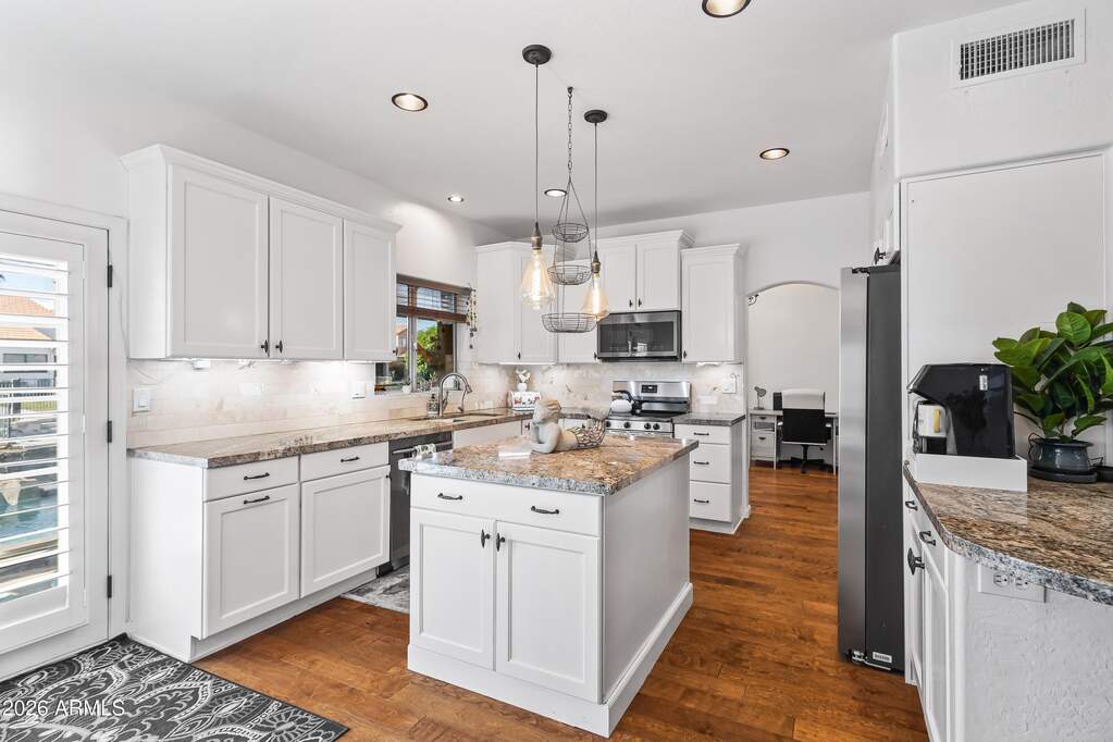4 Bedroom Single Family Home/House's Image 22
