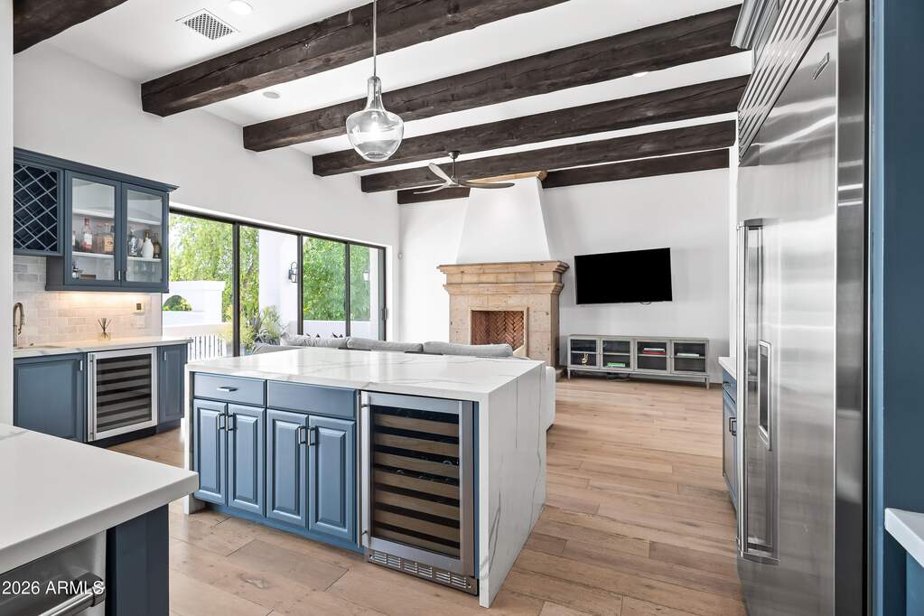 5 Bedroom Single Family Home/House's Image 9