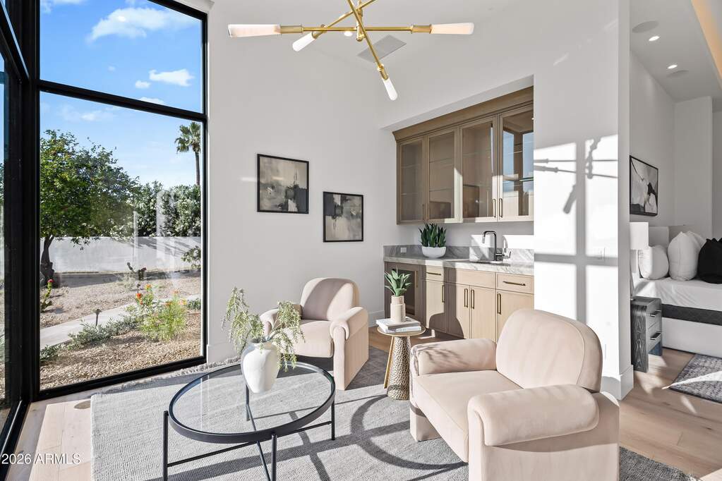 5 Bedroom Single Family Home/House's Image 19