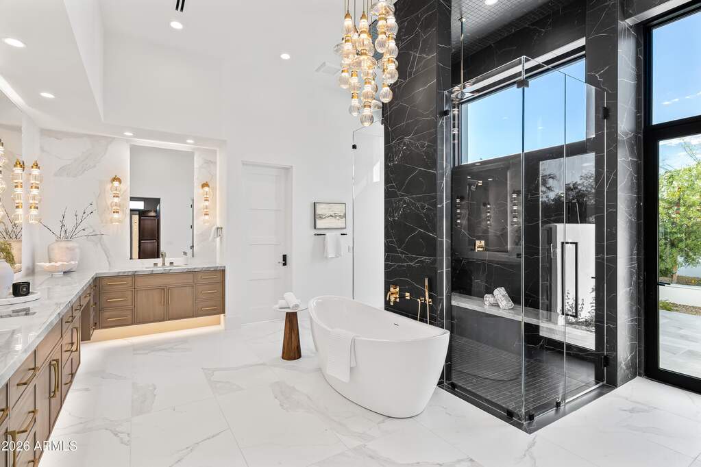 5 Bedroom Single Family Home/House's Image 20