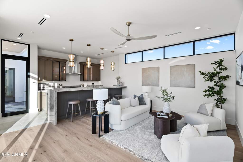 5 Bedroom Single Family Home/House's Image 41