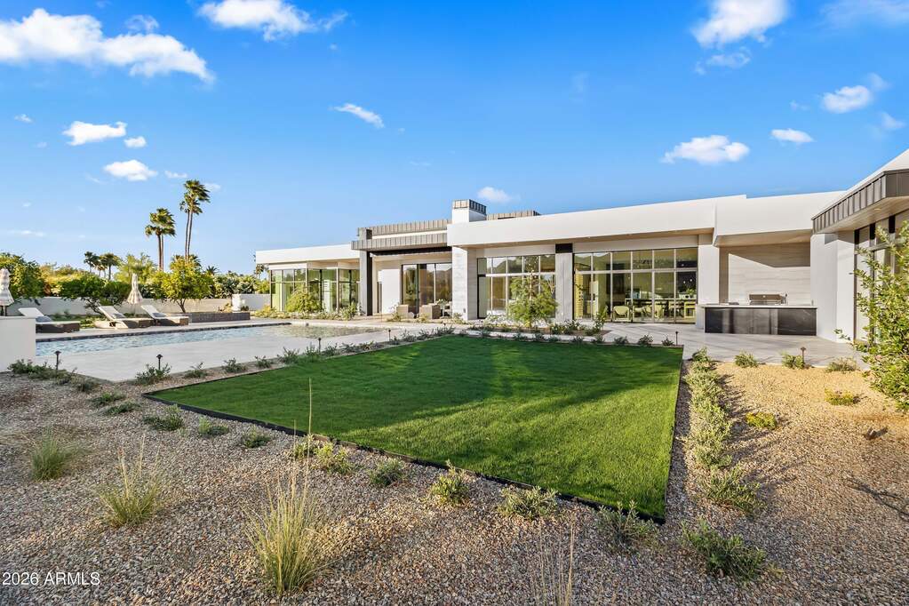 5 Bedroom Single Family Home/House's Image 46