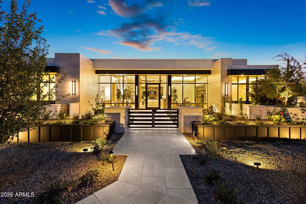 5 Bedroom Single Family Home/House's Image 49